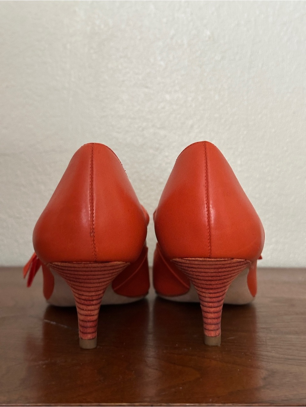 Tory Burch Beverly Marmalade Leather Mary Jane Bow Pumps 9.5 Box - Picture 5 of 11